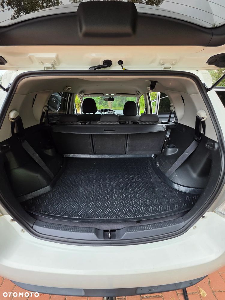 Toyota Verso 1.8 Premium MS 7os EU6 - 13