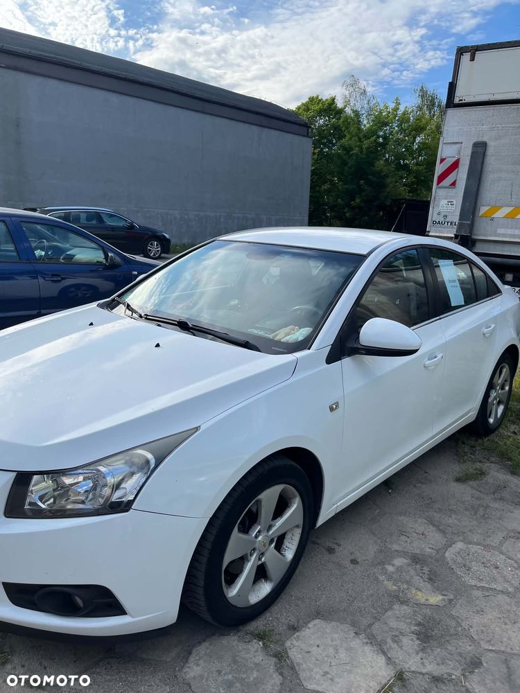 Chevrolet Cruze - 1