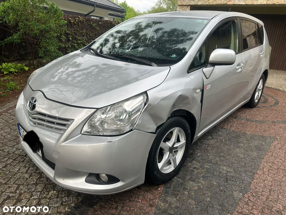 Toyota Verso 2.0 D-4D 2010 7os - 2