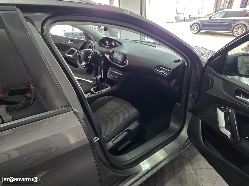 Peugeot 308 SW 1.6 BlueHDi Allure - 12