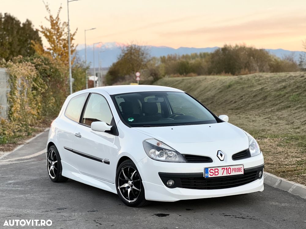 Renault Clio TCe 100 Dynamique - 1