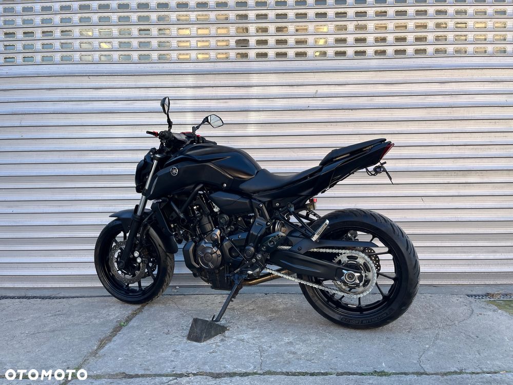 Yamaha MT - 8