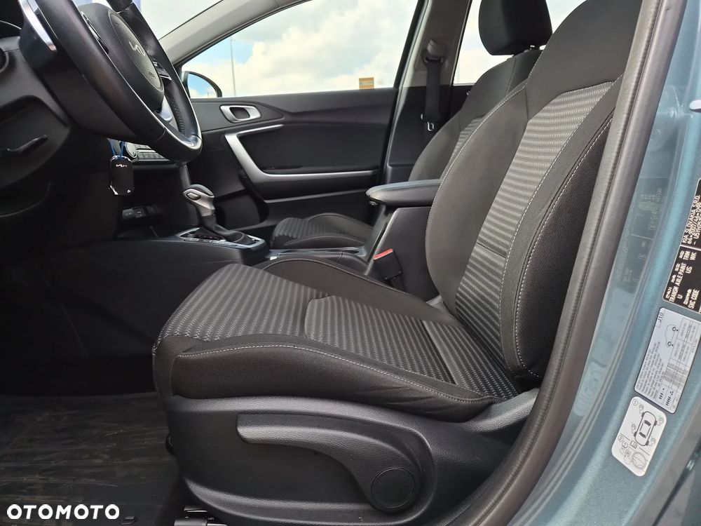 Kia Ceed 1.5 T-GDI M DCT - 12