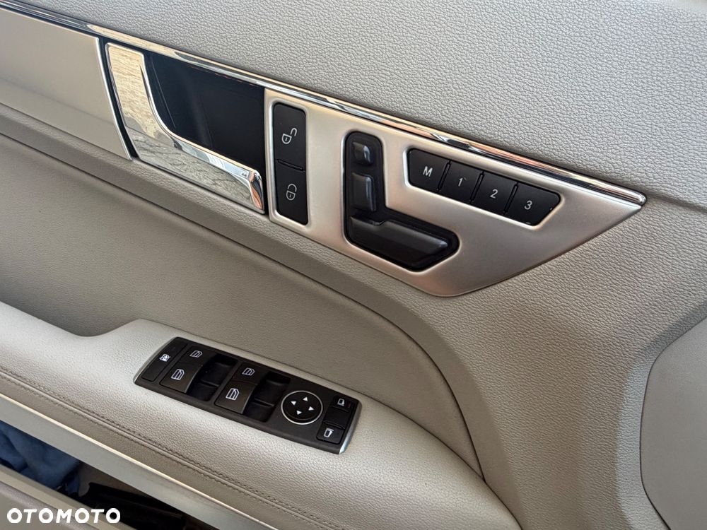 Mercedes-Benz Klasa E 500 7G-TRONIC Prime Edition - 11