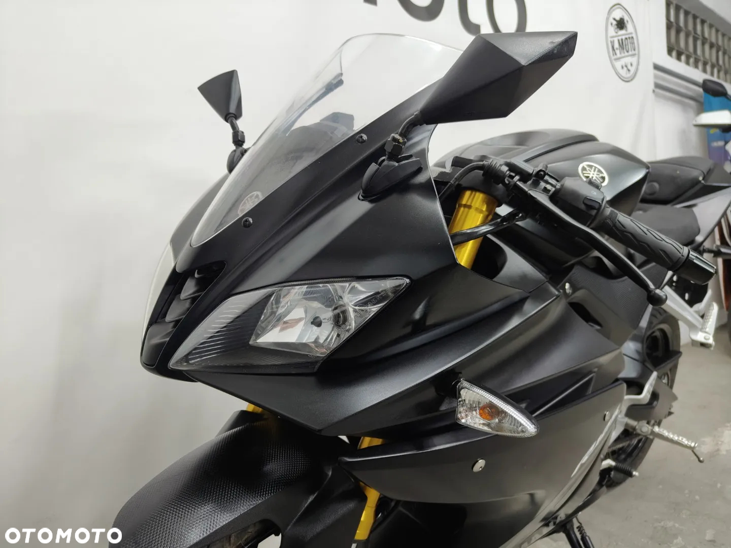 Yamaha YZF - 18