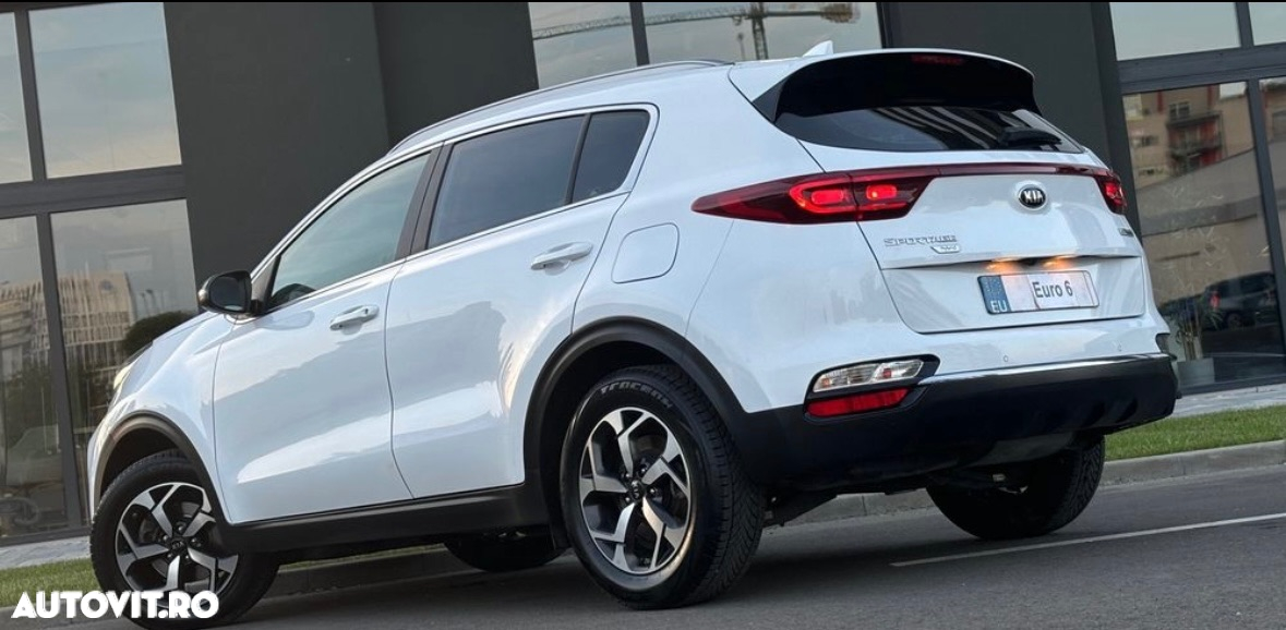 Kia Sportage 1.6 DSL MHEV 7DCT HP 4x2 Business Line - 5