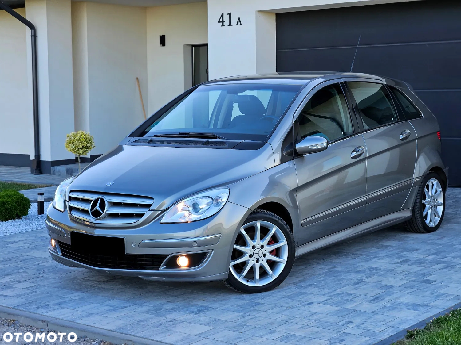 Mercedes-Benz Klasa B 200 - 2