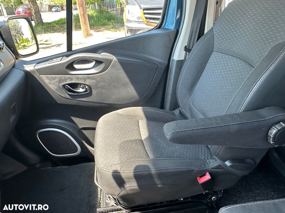 Opel Vivaro Mixt lung - 10