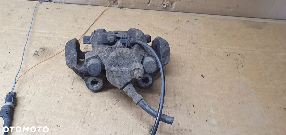 Zacisk hamulcowy prawy tył tylny prawy Mercedes ML W164 - 4