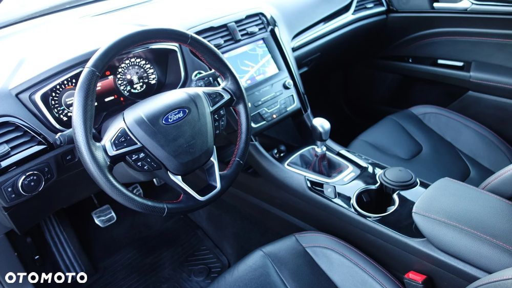 Ford Mondeo 2.0 EcoBlue ST-Line - 15