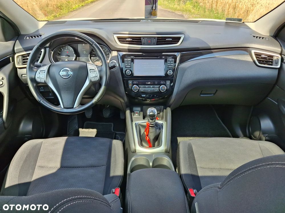 Nissan Qashqai 1.2 DIG-T Tekna EU6 - 26