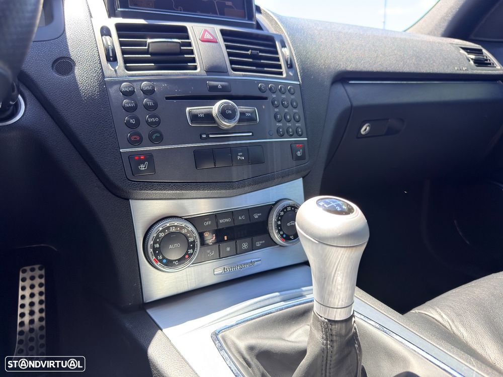Mercedes-Benz C 220 Station CDI DPF BlueEFFICIENCY SPORT EDITION - 24