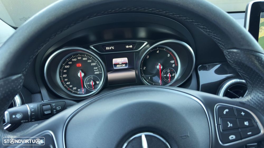 Mercedes-Benz CLA 180 d Shooting Brake Urban - 15