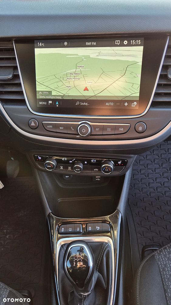 Opel Crossland X 1.2 T Design Line S&S - 18