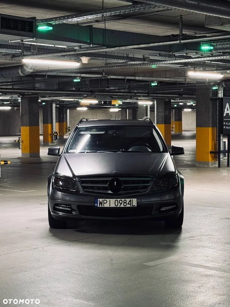 Mercedes-Benz Klasa C 350 T CDI DPF 4Matic 7G-TRONIC BlueEFFICIENCY Elegance - 2