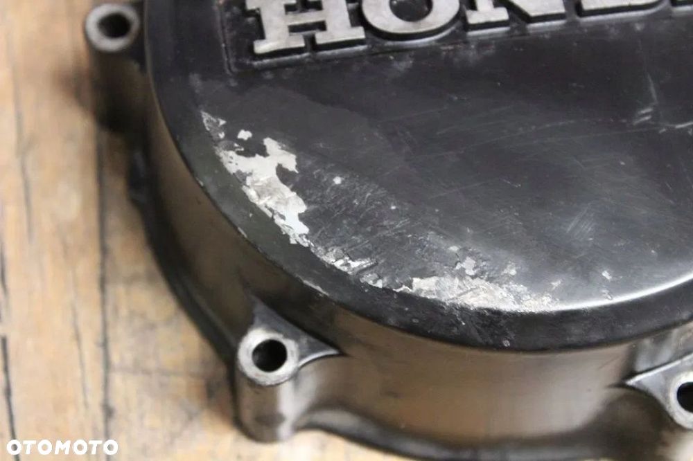 POKRYWA DEKIEL SILNIKA HONDA VF400 F - 2