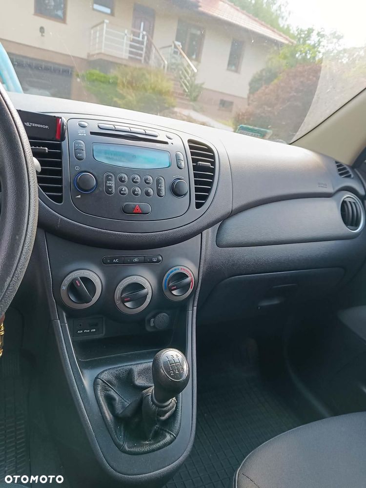 Hyundai i10 1.1 Classic (klm) - 10