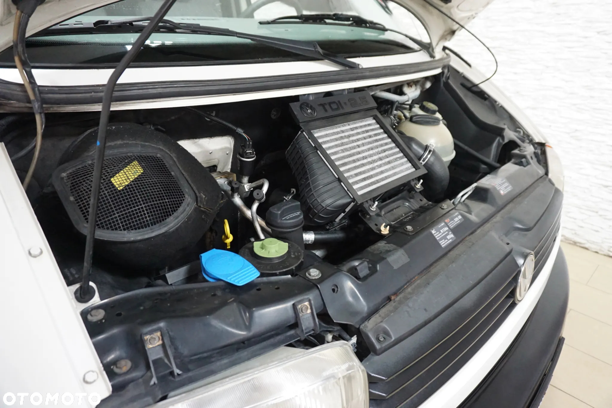 Volkswagen Caravelle TDI Basis / CL - 26