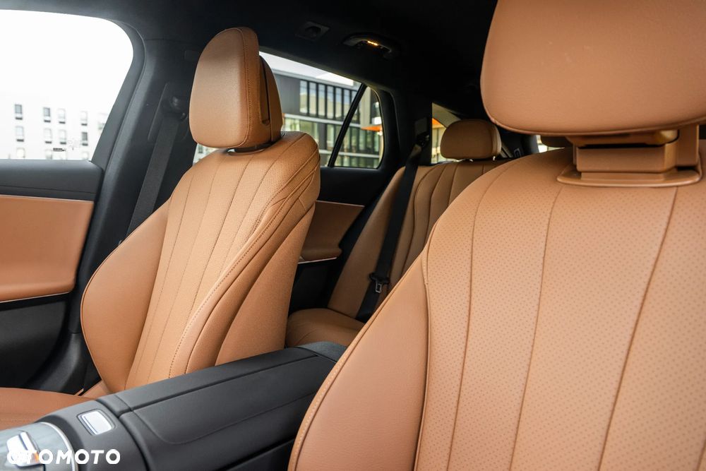 Mercedes-Benz Klasa E - 10