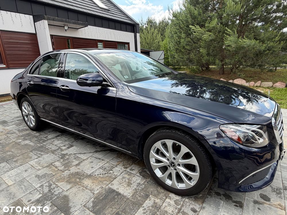 Mercedes-Benz Klasa E 300 9G-TRONIC - 4