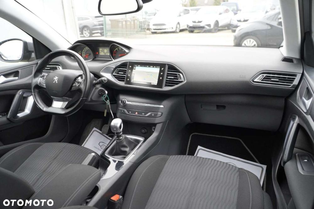 Peugeot 308 BlueHDi 120 Stop & Start Style - 10