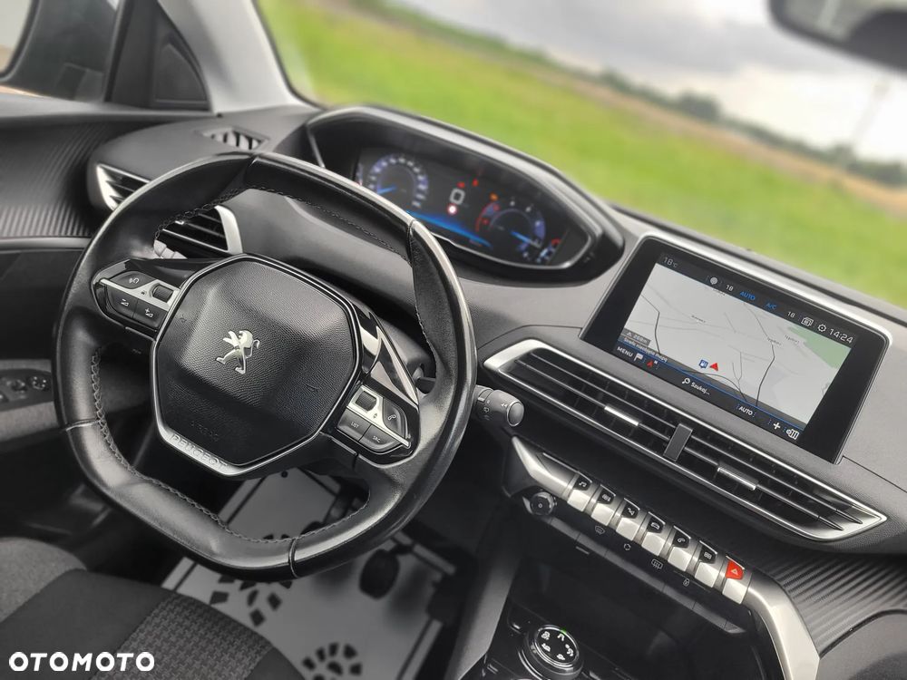 Peugeot 3008 - 23