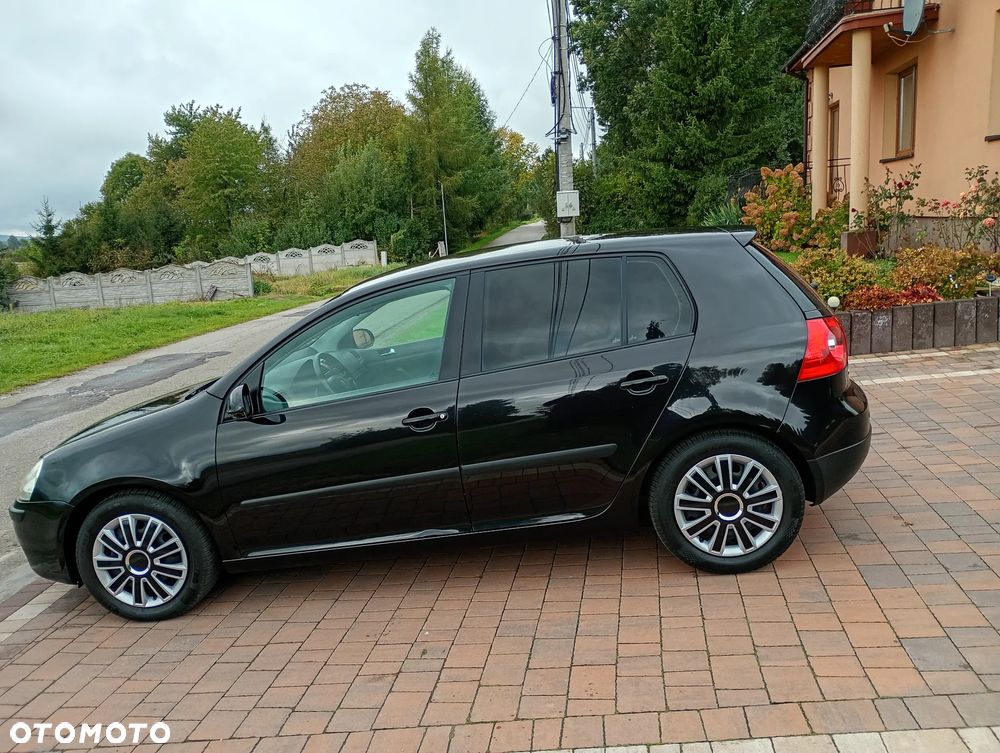 Volkswagen Golf 1.6 Comfortline - 4