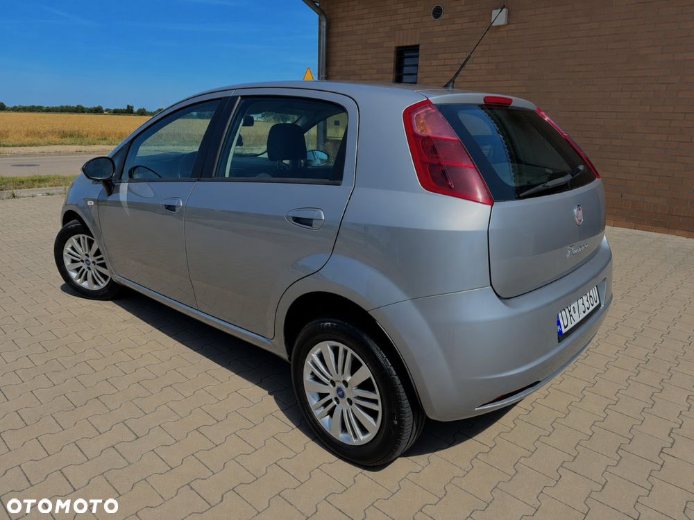 Fiat Grande Punto - 5