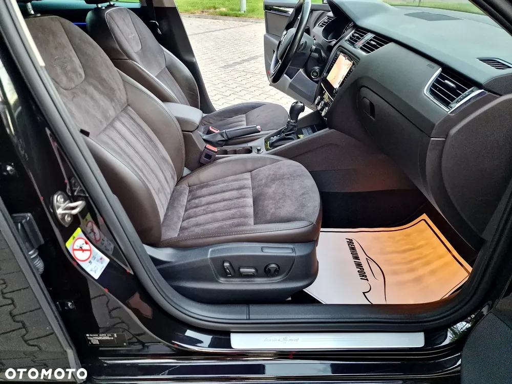 Skoda Octavia Combi 2.0 TDI DSG L&K - 10