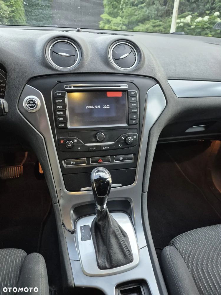 Ford Mondeo 2.0 TDCi Titanium - 11