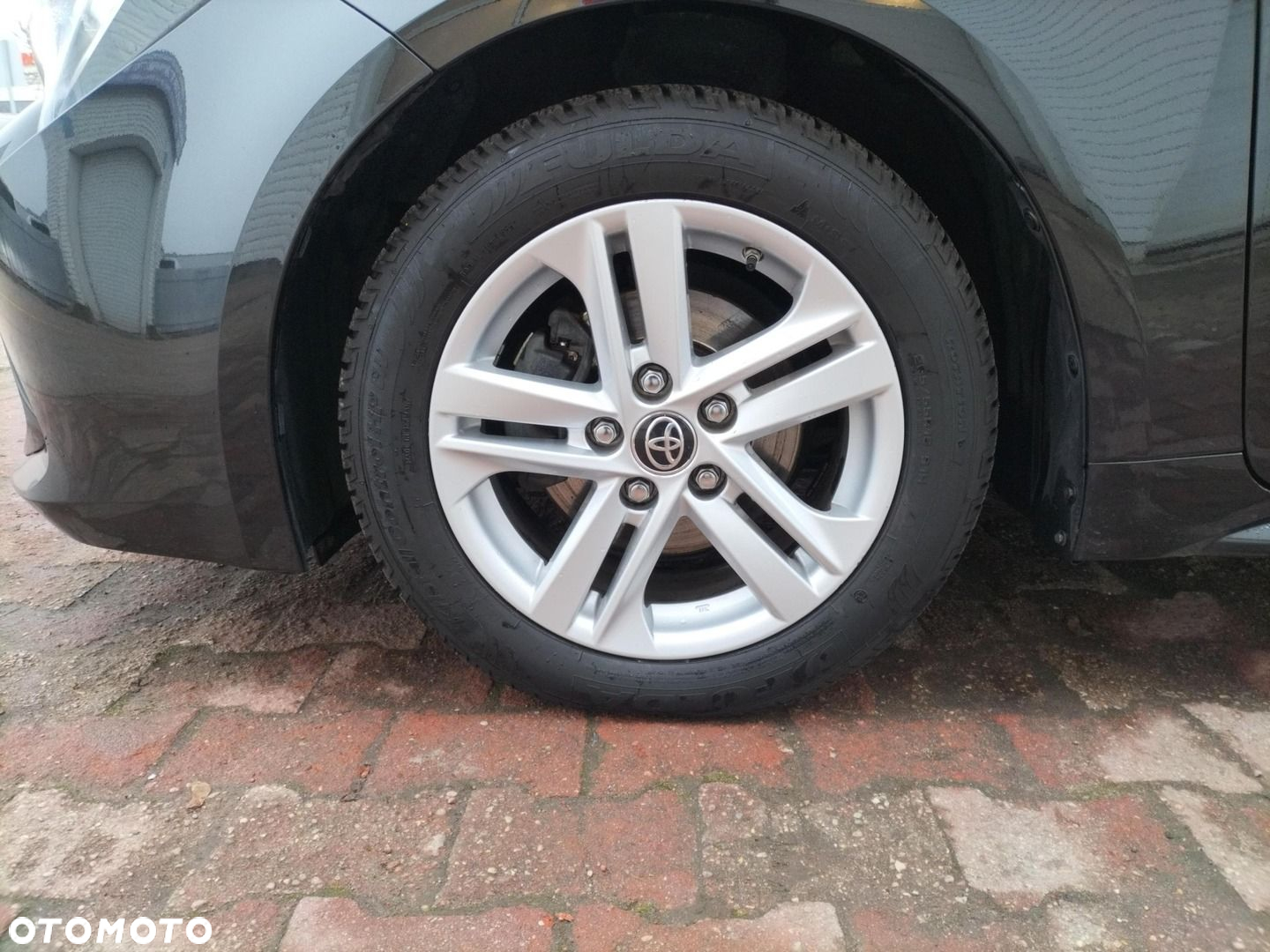 Toyota Corolla - 24