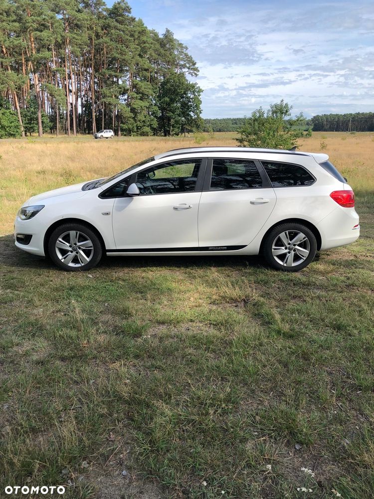 Opel Astra 1.6 CDTI DPF ecoFLEX Sports TourerStart/Stop Edition - 3