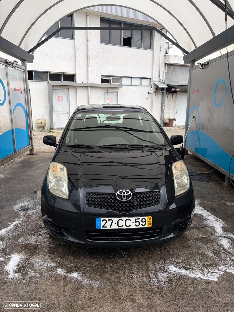 Toyota Yaris - 2