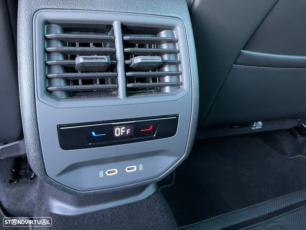 Cupra Leon 1.4 e-Hybrid VZ DSG - 40