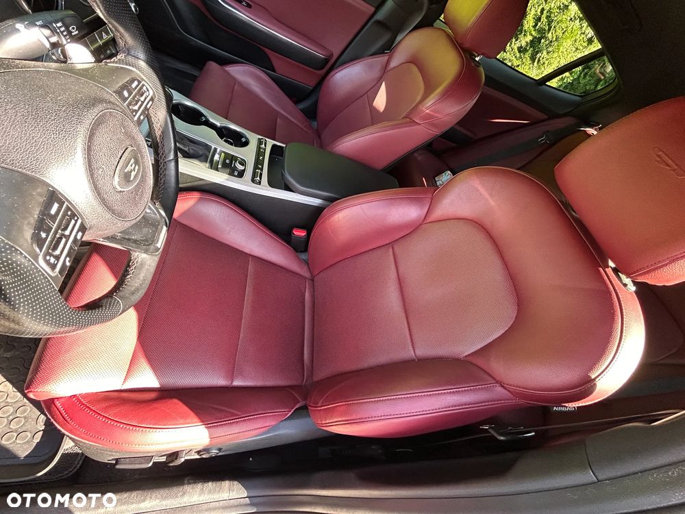 Kia Stinger 3.3 T-GDI V6 GT Prestige Line AWD - 12