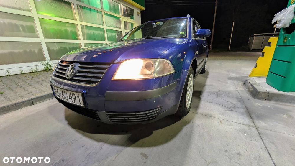 Volkswagen Passat 1.8T Comfortline Tiptr - 3