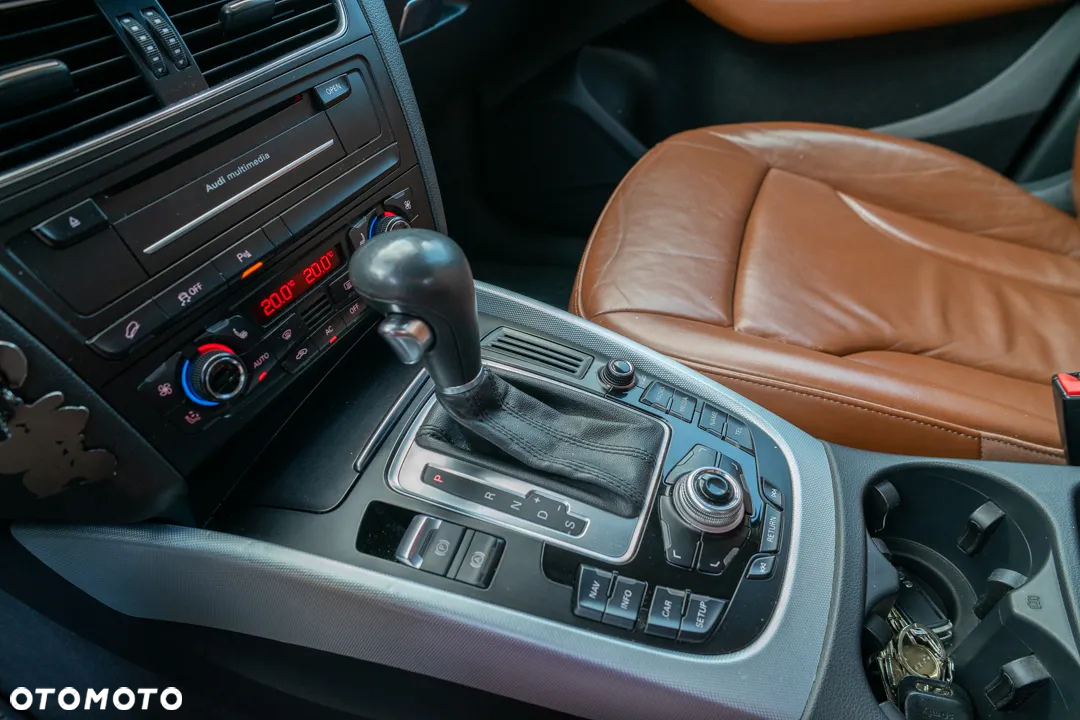 Audi Q5 2.0 TDI quattro Stronic - 34