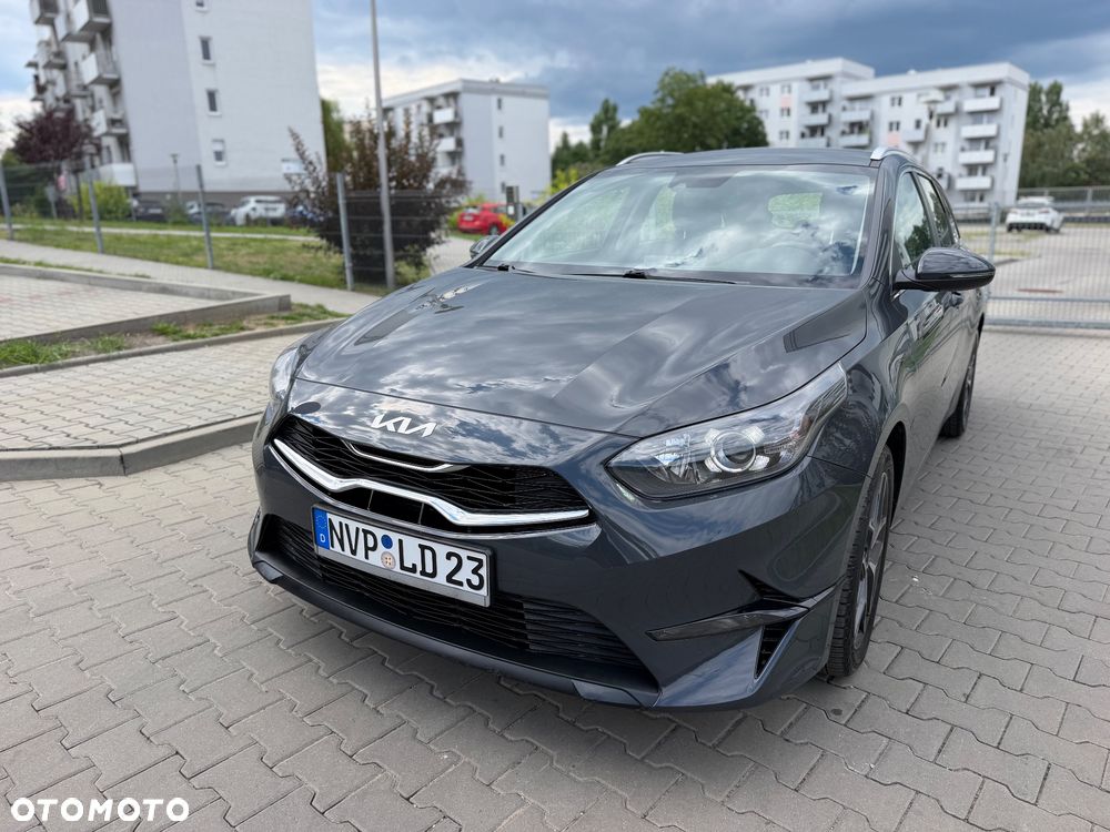 Kia Ceed 1.6 CRDi (48V Mild-Hybrid) DCT7 Platinum - 5