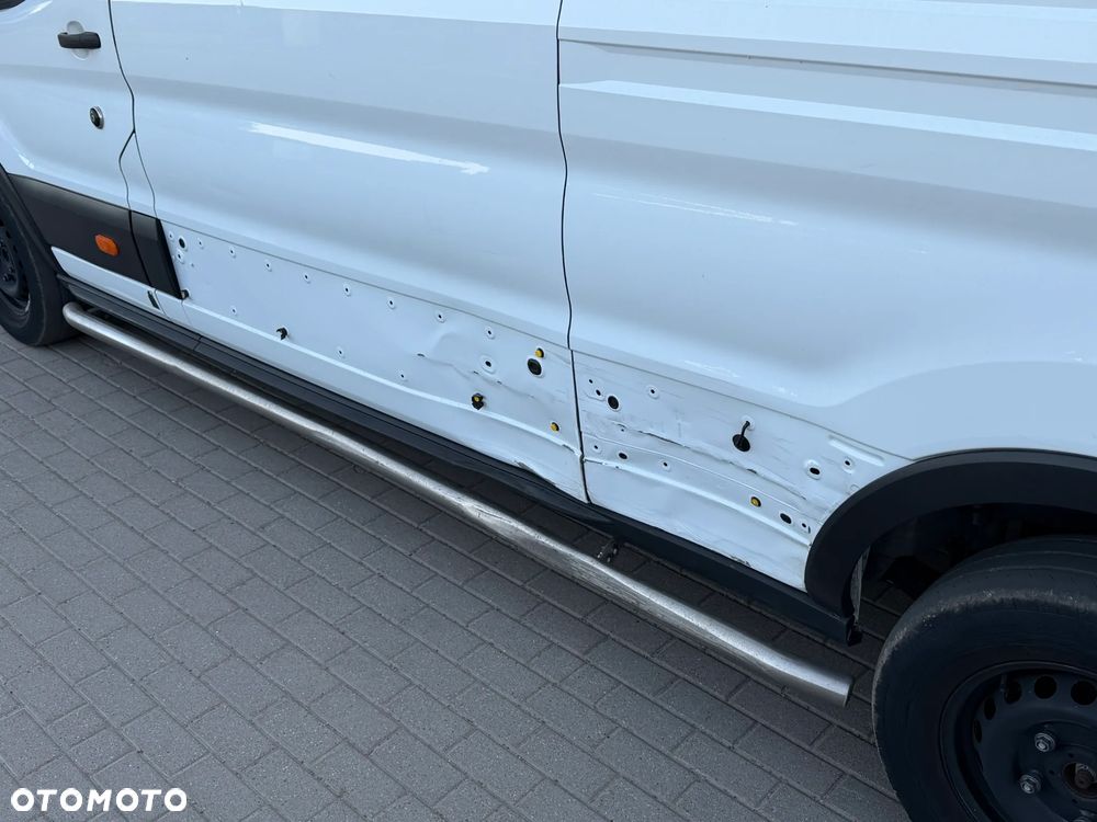 Ford TRANSIT E-TRANSIT - 32