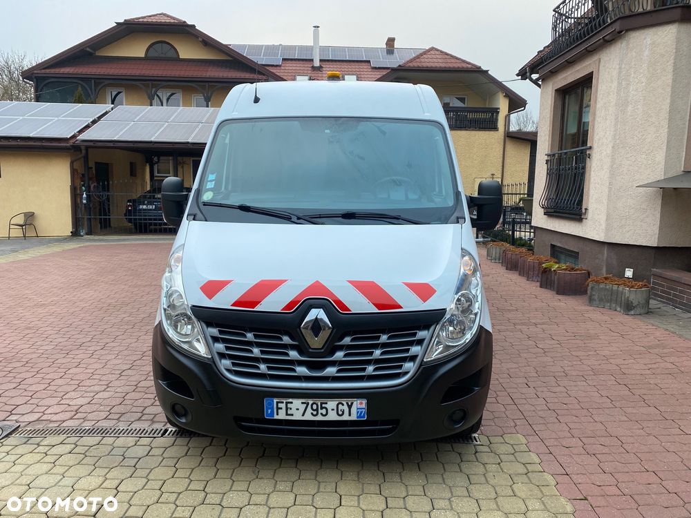 Renault Master L2 H2 warsztat mobilny zasilanie 230V - 2