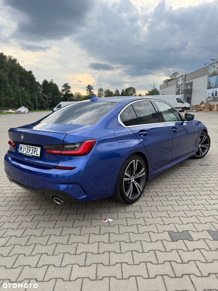 BMW Seria 3 320d M Sport - 6