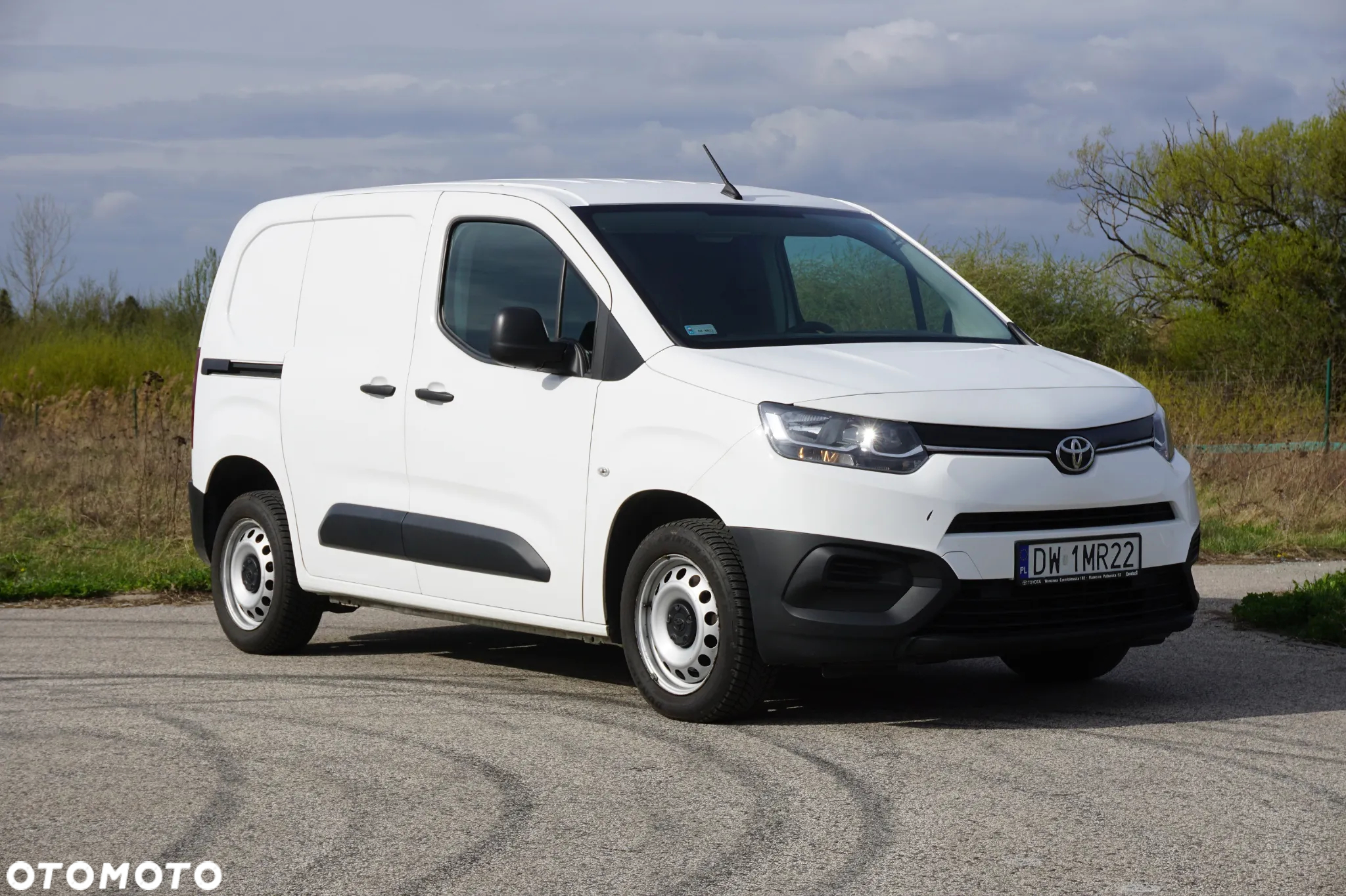 Toyota Proace City 1.5 D-4D Long 2,3t Active (bryg.) - 3