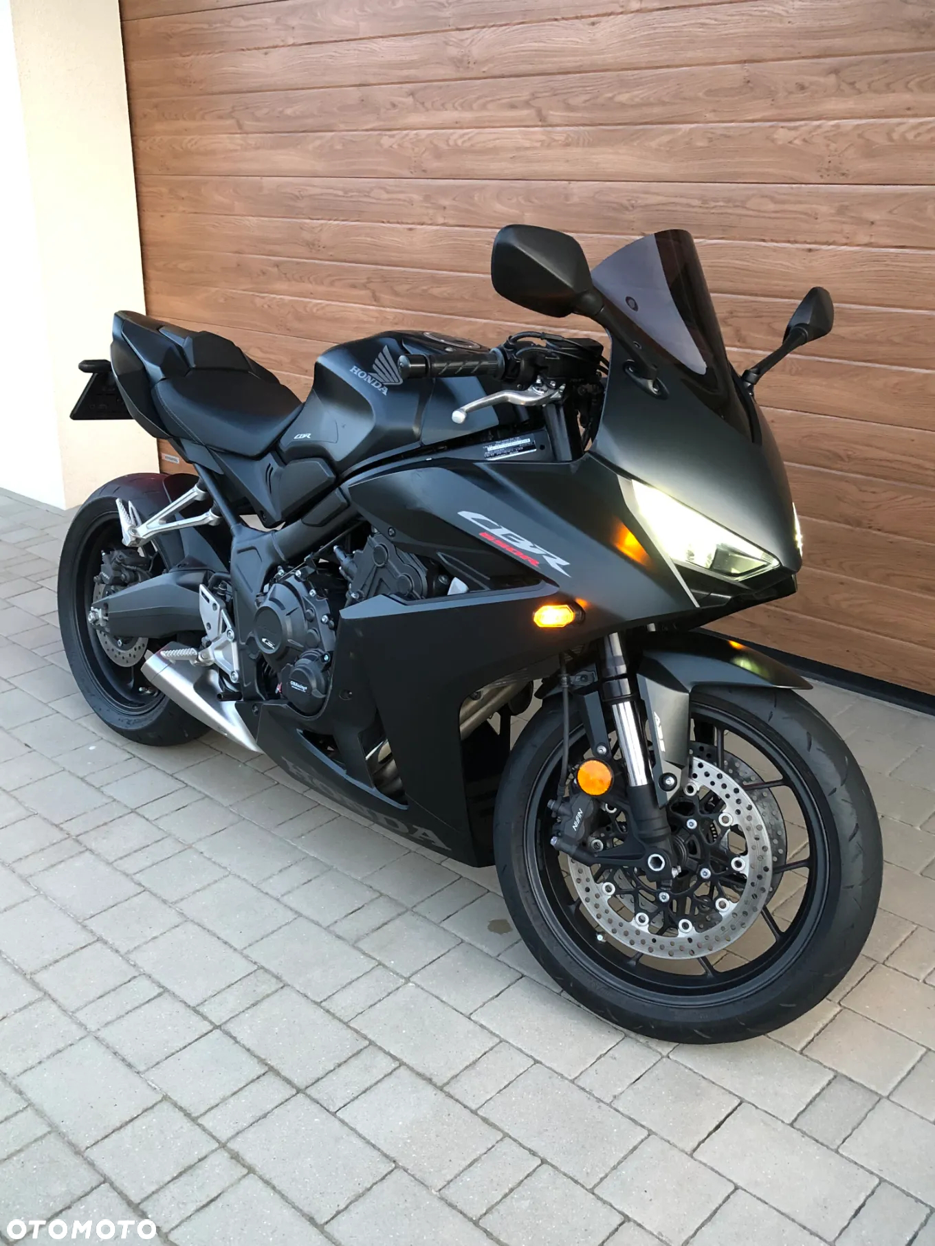 Honda CBR - 3
