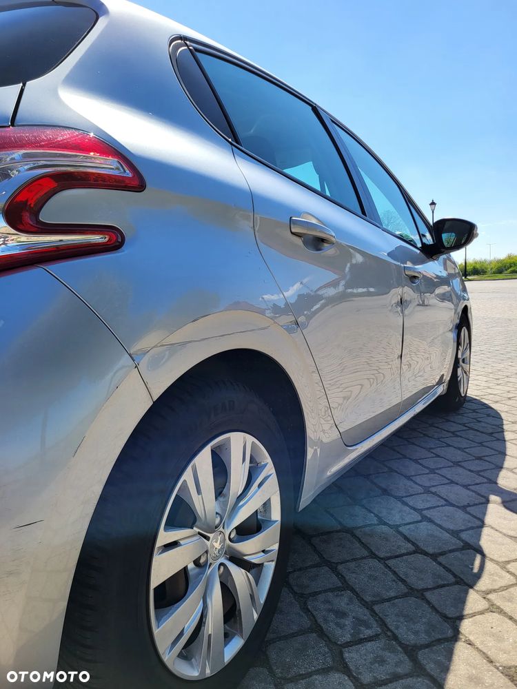 Peugeot 208 1.4 VTi Active - 9