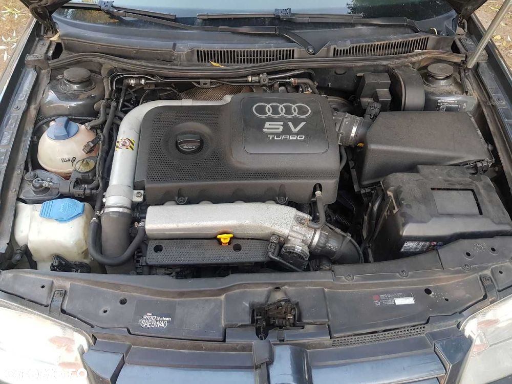 Volkswagen Bora - 1