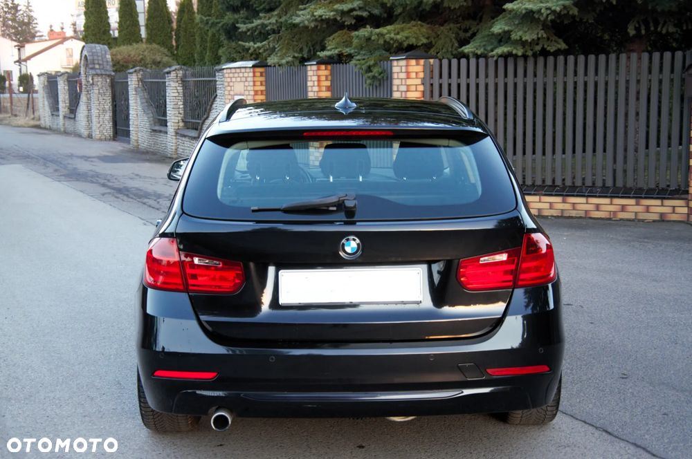 BMW Seria 3 316i Sport Line - 10