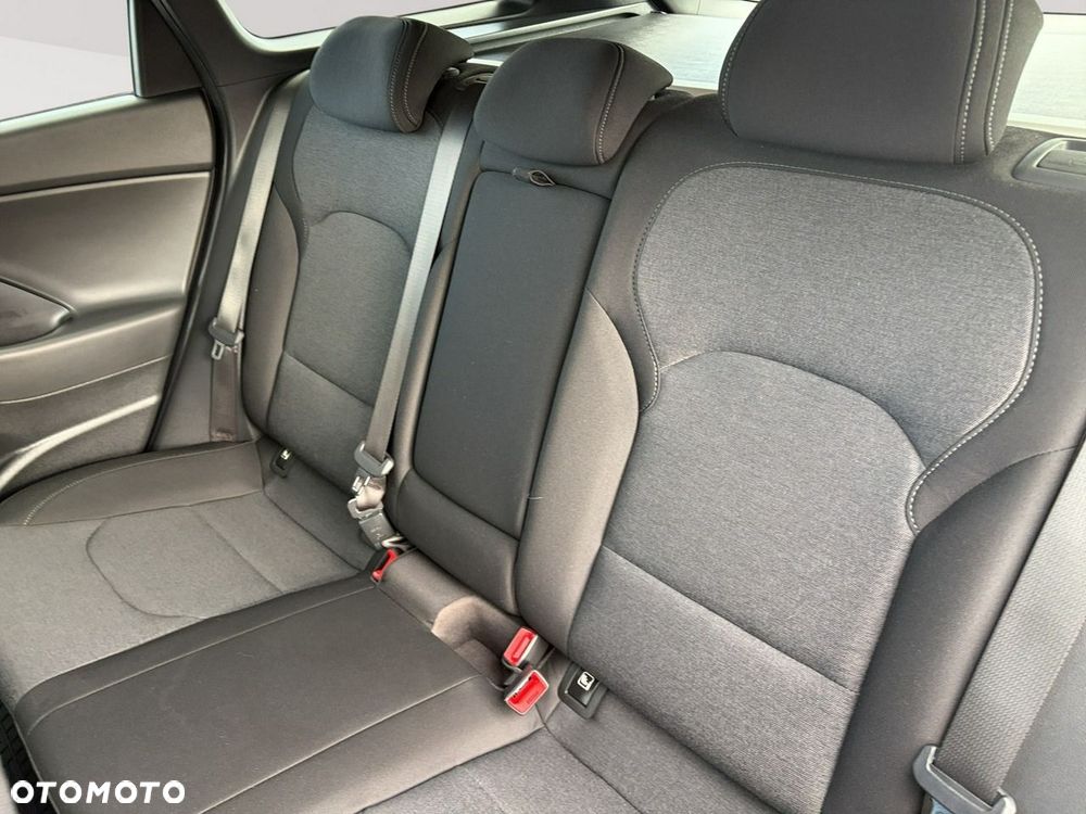 Hyundai i30 1.5 T-GDI 48V Smart - 22