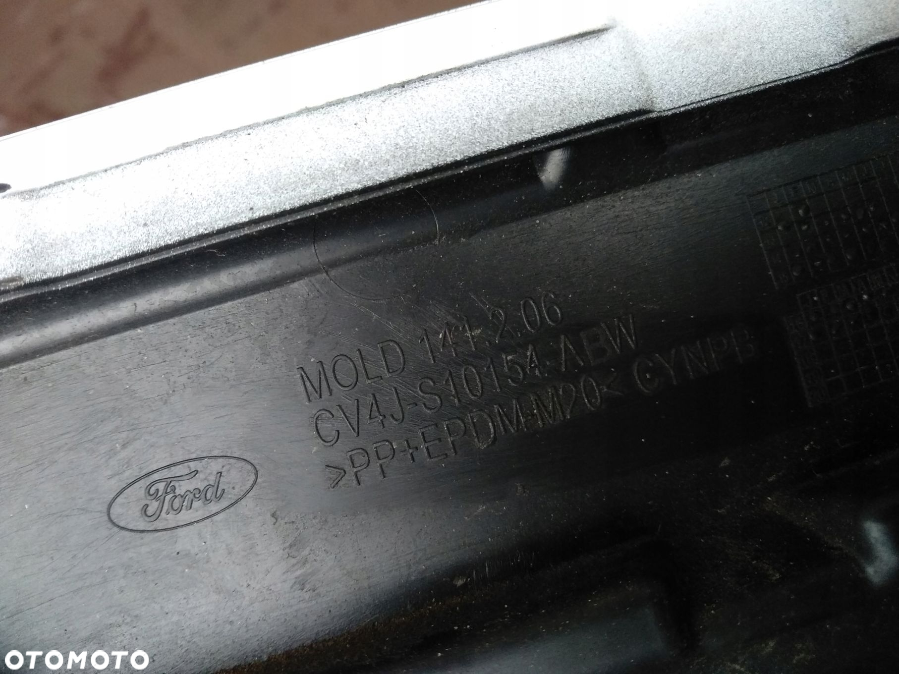 Próg listwa progowa prawa Kuga MK2 CV4J-S10154-ABW - 11