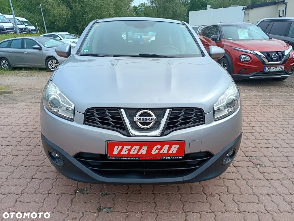 Nissan Qashqai - 2