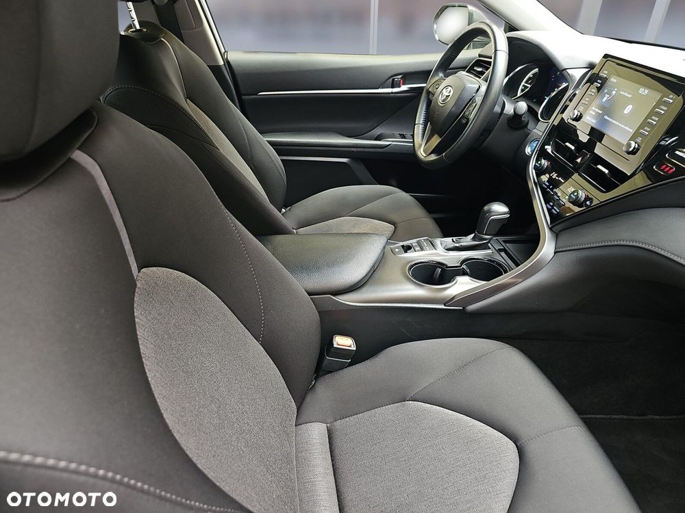 Toyota Camry 2.5 Hybrid Comfort CVT - 9